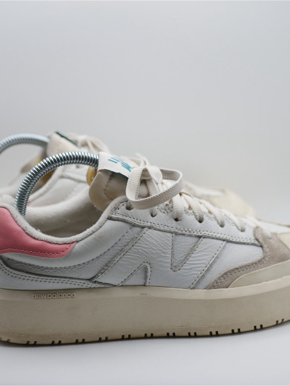 New Balance CT302 Platform sz 7 Sneakers Womens Cream Pink  Chunky Low Top Shoes